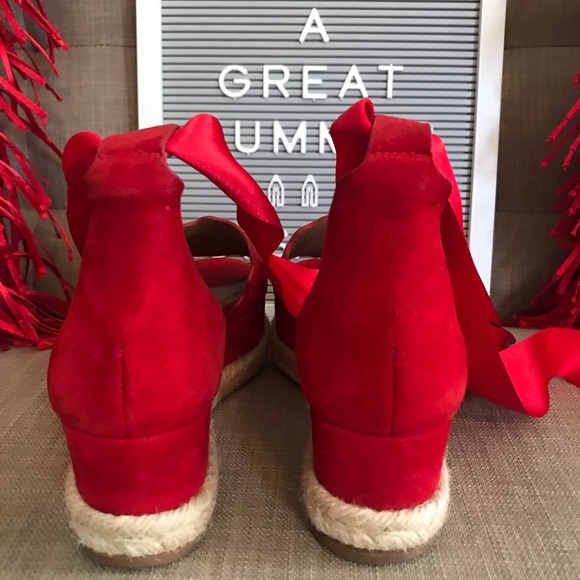 Lauren scalloped suede espadrille platform sandals - Picture 6 of 13